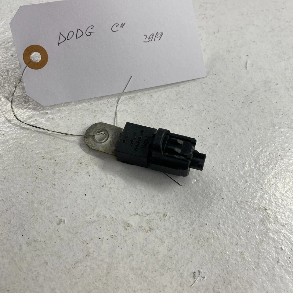 2001-2024 DODGE JEEP ДВИГАТЕЛЬ ЛЕВЫЙ ИЛИ ПРАВЫЙ КОНДЕНСАТОР ЗАЖИГАНИЯ 68080837-AB OEM 🚗 - Изображение 4 из 4