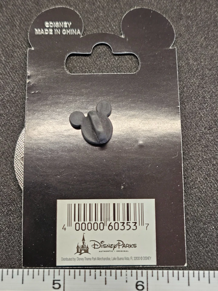 WDW Disney World 2008 United Way Participant Mickey Mouse & Pluto Cast LE Pin - Image 2 of 2