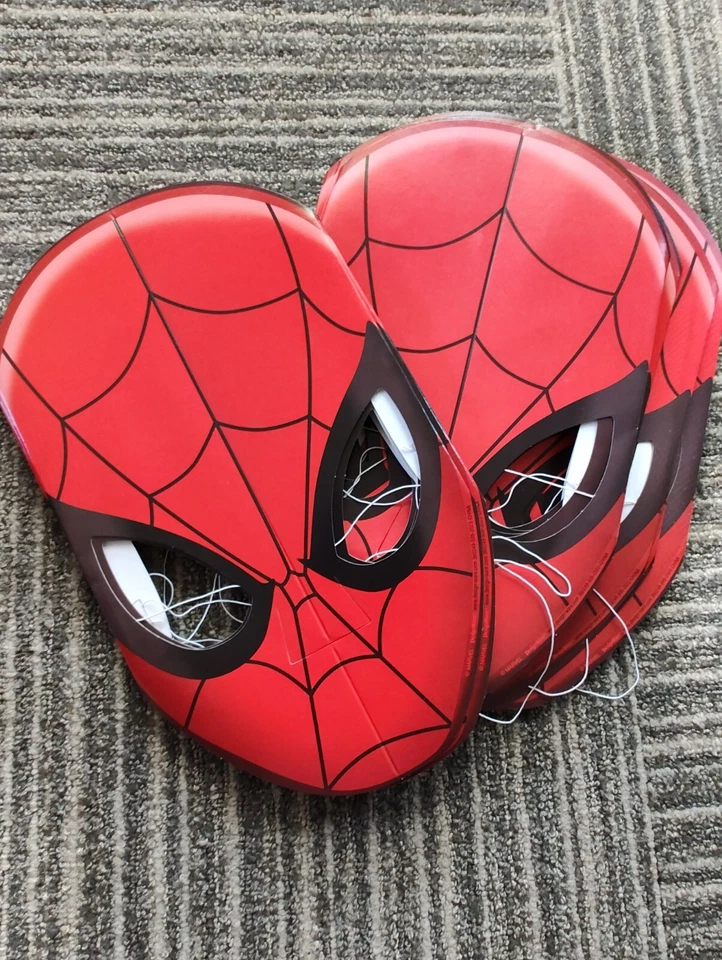 Conjunto de 15 máscaras de papel para festa do Homem-Aranha 12 xícaras enfeites de bolo e 12 embalagens - Imagem 2 de 4