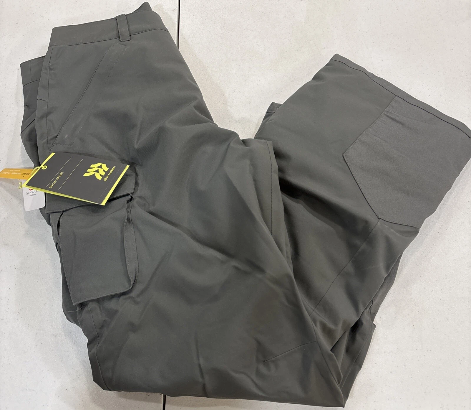 All In Motion Snow Sport Men’s Snow pants Size Medium
Opens in a new window or tab