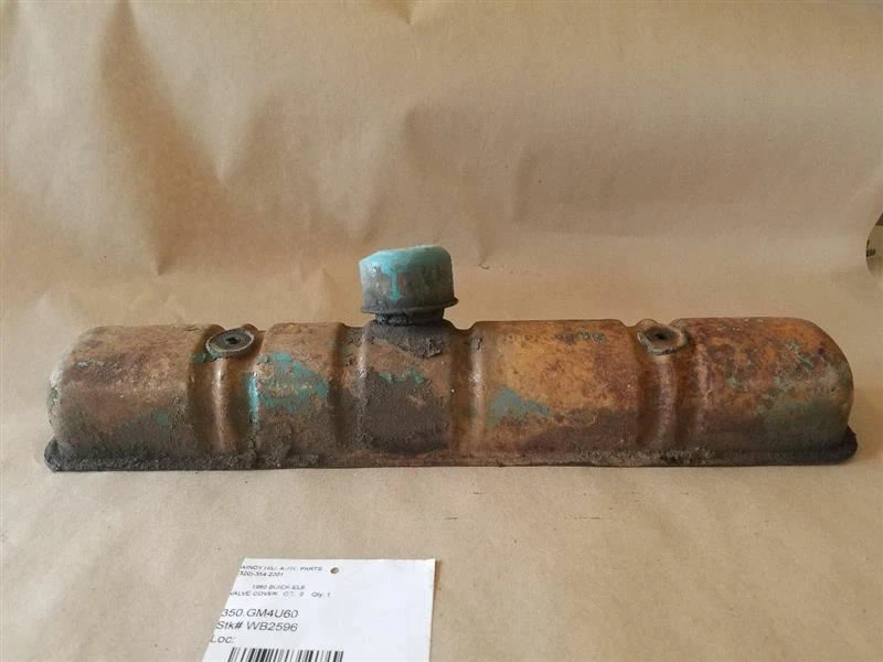 Buick Electra 225 1960 cubierta de válvula Foto 4 de 4