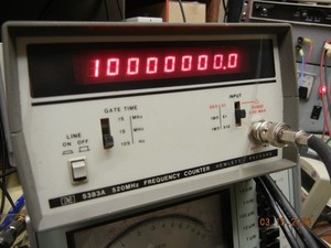 HP 5383A  520 MHz frequency counter   , time base is calibrated, almost nos ??