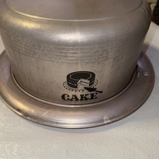 Vtg West Bend Copper Tone Large Round Cake Saver Carrier With Locking Lid Damage
