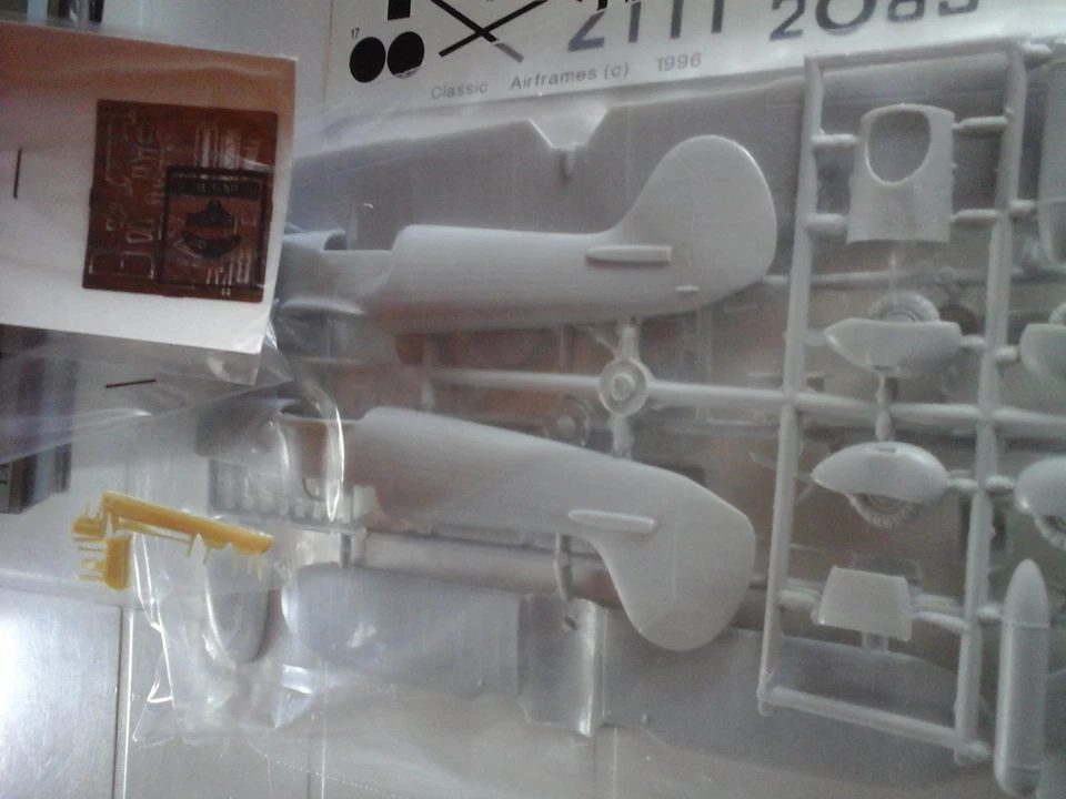 HEINKEL HE 51 1/48 SCALE CLASSIC AIRFRAMES +PHOTOETCHED+RESIN+VACUFORM+METAL PAR - Immagine 3 di 4