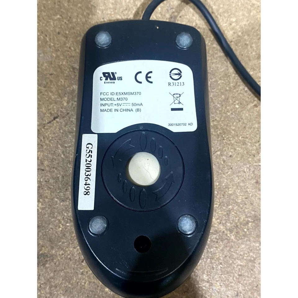 Vintage M370 Mechanical Standard Mouse Black Wired PS/2 Scroll Wheel 3-Buttons - Image 3 of 4