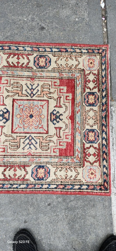 Vintage Hand Woven Runnet India 2'7" X 8'0" - Image 2 of 3