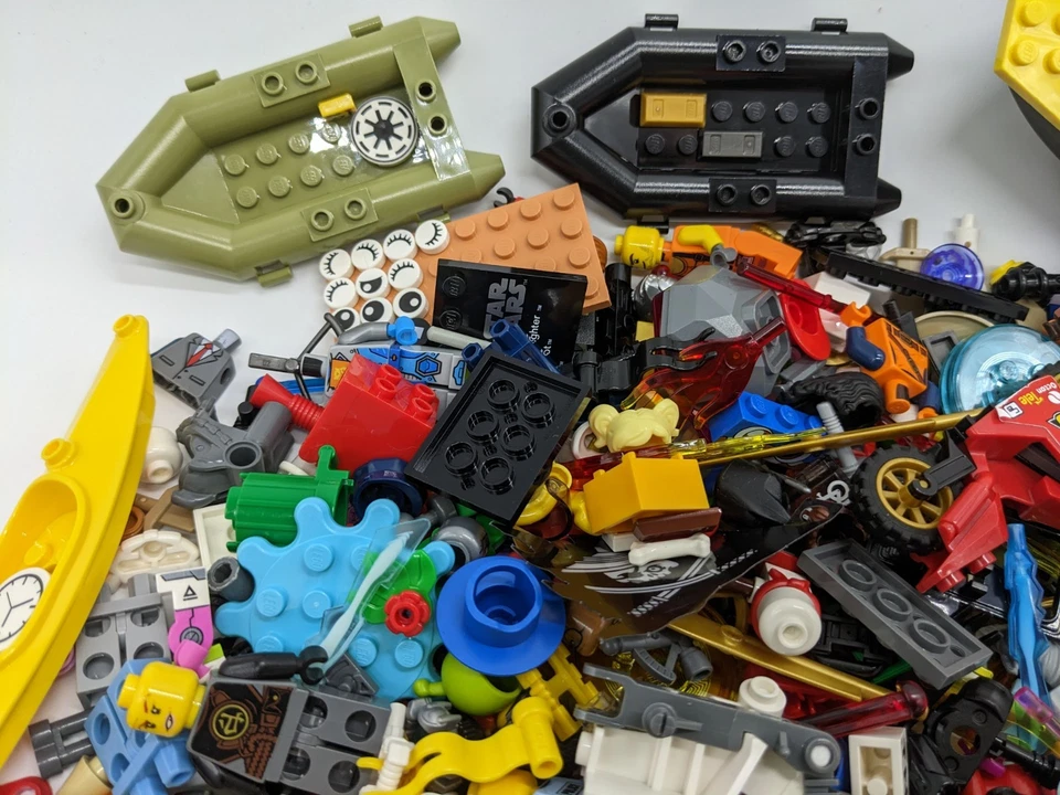 LEGO® HUGE MINIFIGURES BUNDLE 1KG+ MASSIVE AMOUNT GENUINE!! - Image 2 of 4