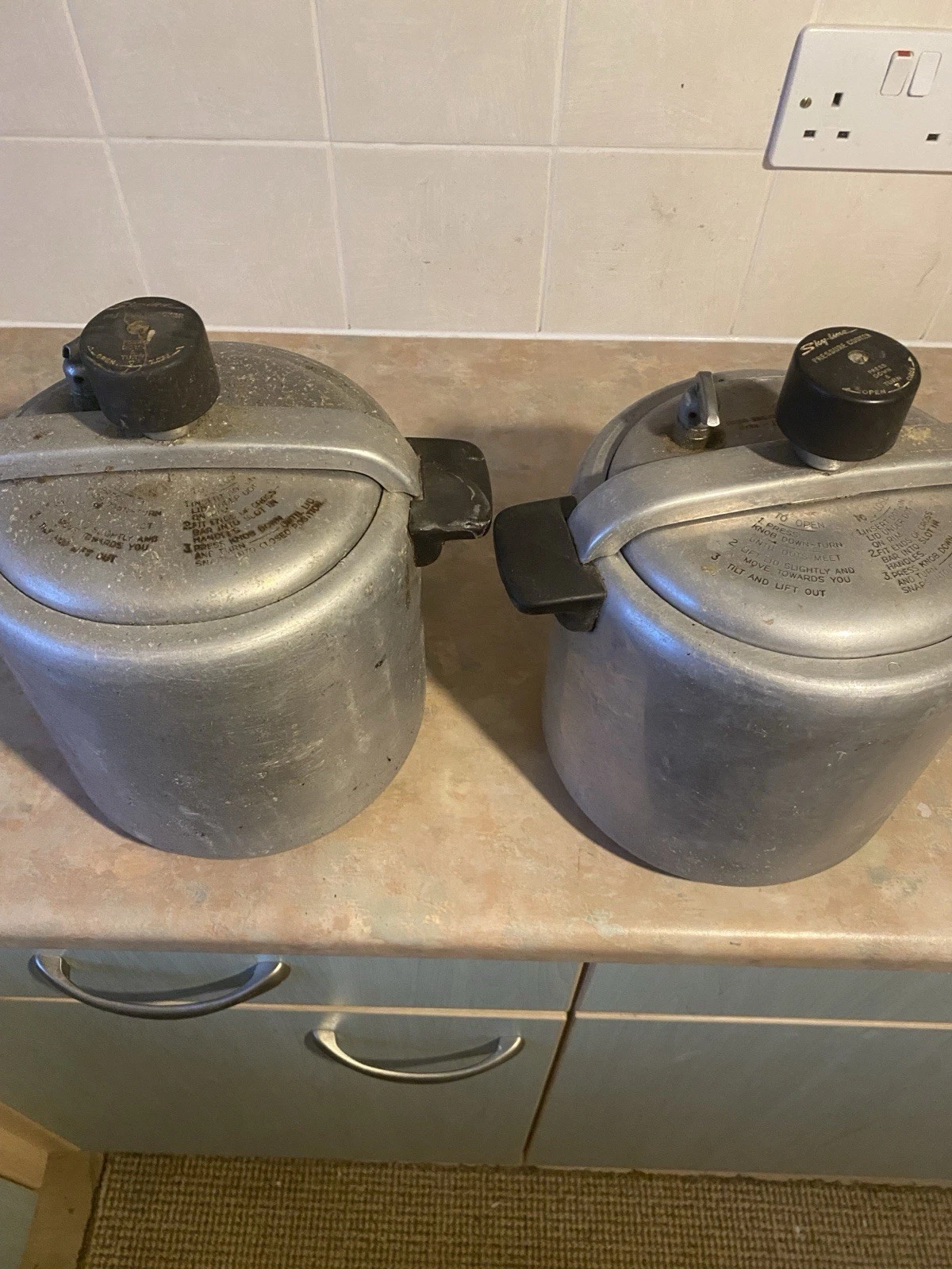 4 Vintage Pressure Cookers