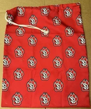 South Dakota Coyotes Laundry Bag Drawstring Closure Canvas Sack 27x22 Nap Sack