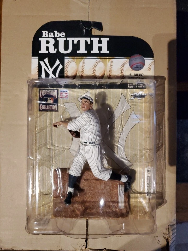 Babe ruth action shop figure