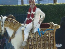 BJ Novak Signed Autographed 8x10 Photo Ryan Howard The Office Psa/Dna Coa B.J