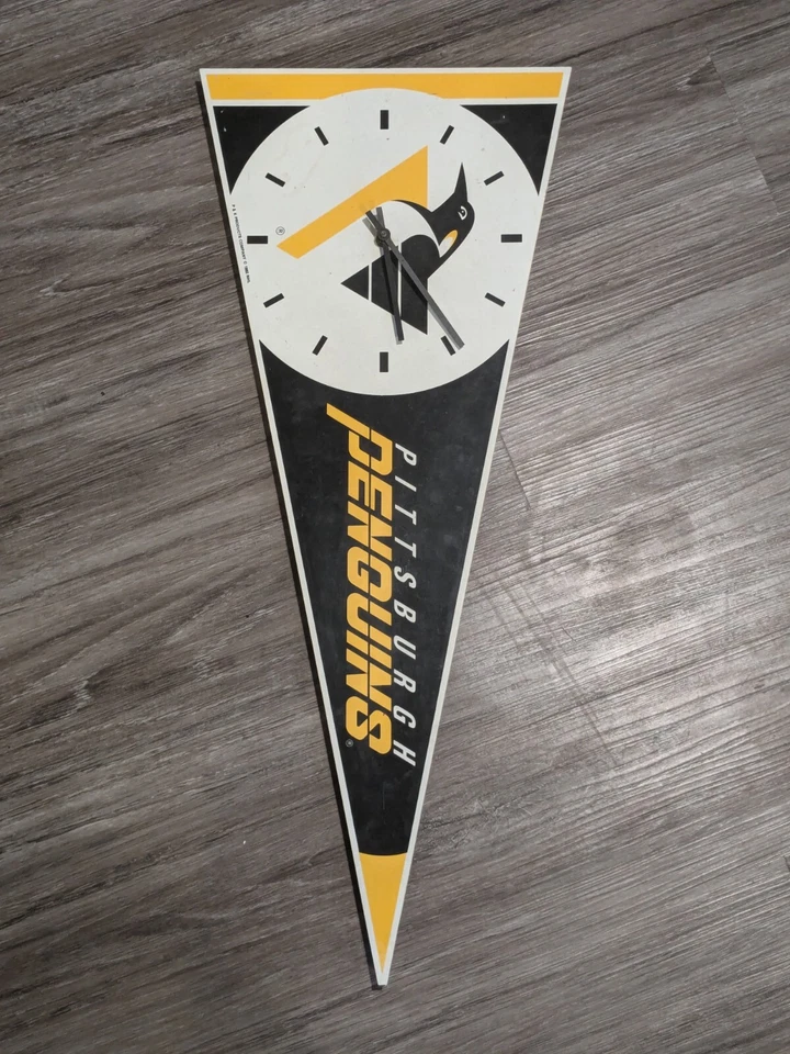 Reloj de pared vintage Pittsburgh Penguins banderín Foto 3 de 4