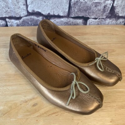 clarks bronze