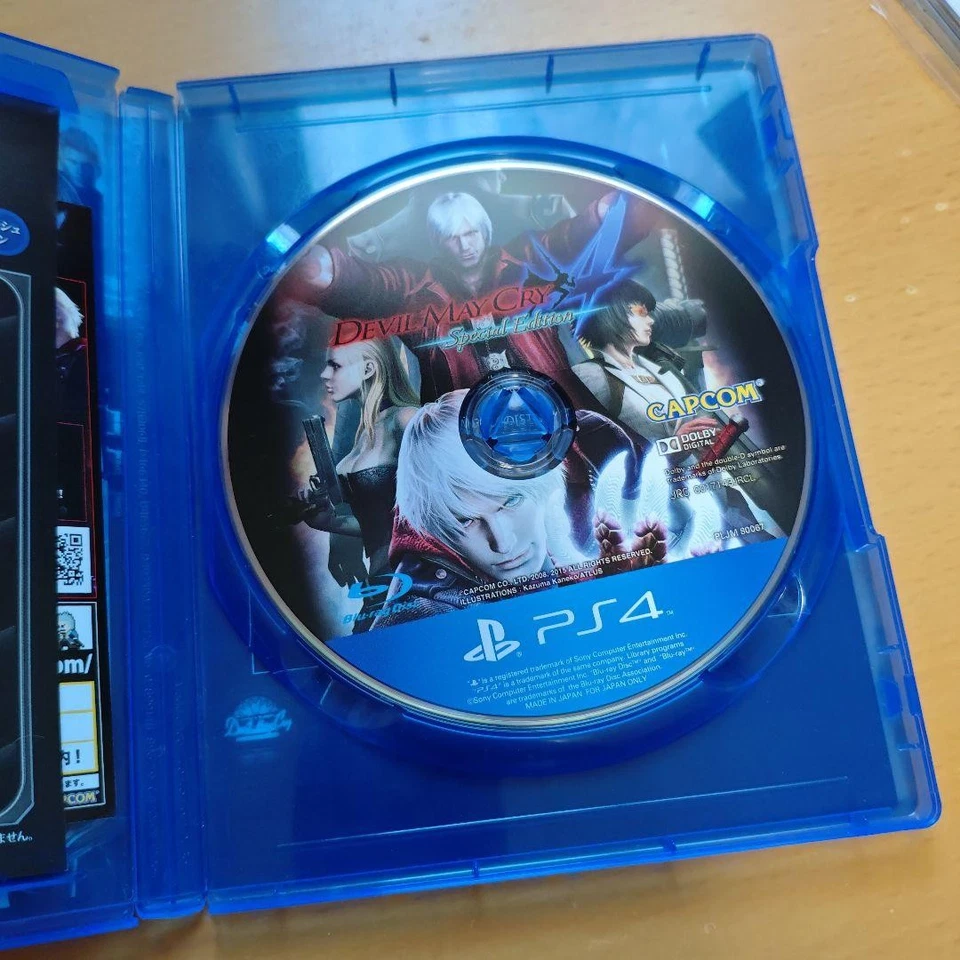 Devil May Cry 4 Special Edition With Manual & Case CAPCOM PS4 Japan 22 - Image 4 of 4