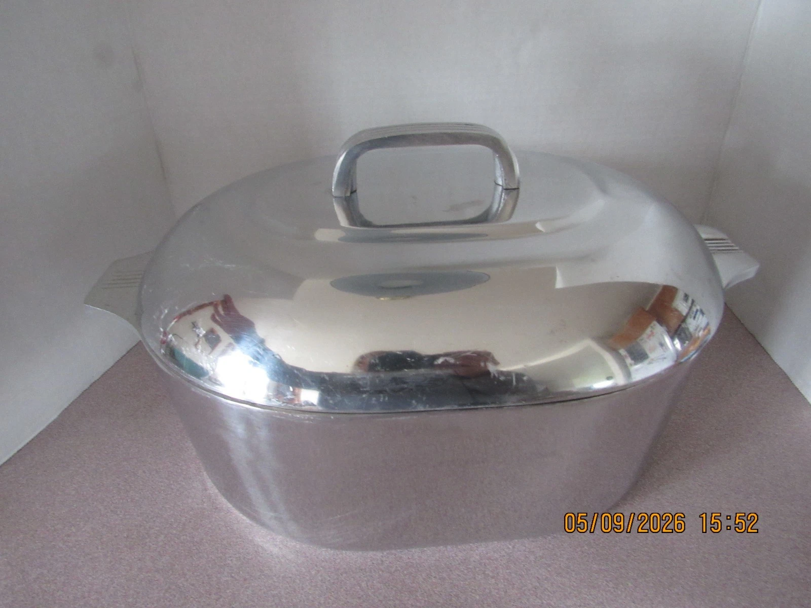 Vintage MAGNALITE 8 Qt Roaster W/ Lid 4265 NO TRIVET
Opens in a new window or tab
