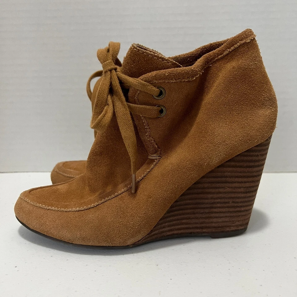 Zapatos para mujer Kelsi Dagger Brooklyn Martha con cordones cuñas bronceadas gamuza 6 M Foto 2 de 4