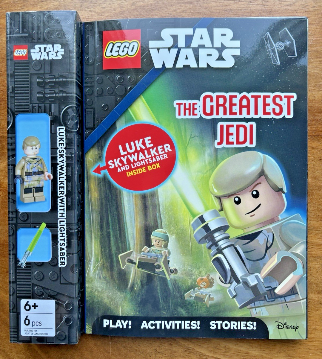 スター・ウォーズ　シークエル　書籍セット LEGO Star Wars: The Greatest Jedi Book w/ Luke Skywalker