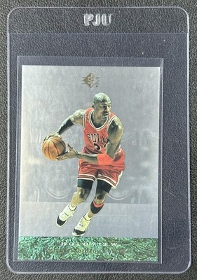 MICHAEL JORDAN 1995-96 SP #5 PREMIUM COLL HOLOVIEW BULLS