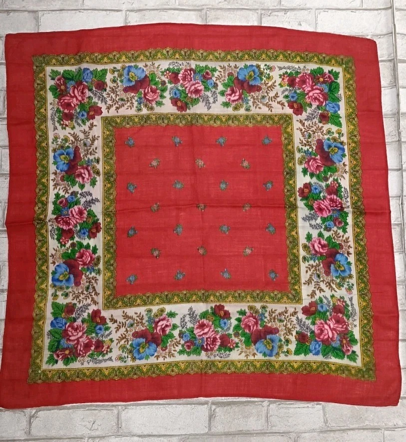Russian vintage Square scarf with USSR flowers, wool, size 72×72 cm
