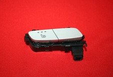 Mercedes Benz C-Klasse W205 Schalter Sitzheizung Vorne Links Silber A 2139057302 Mercedes Benz C-Klasse W205 Schalter Sitzheizung Vorne Links Silber A 2139057302