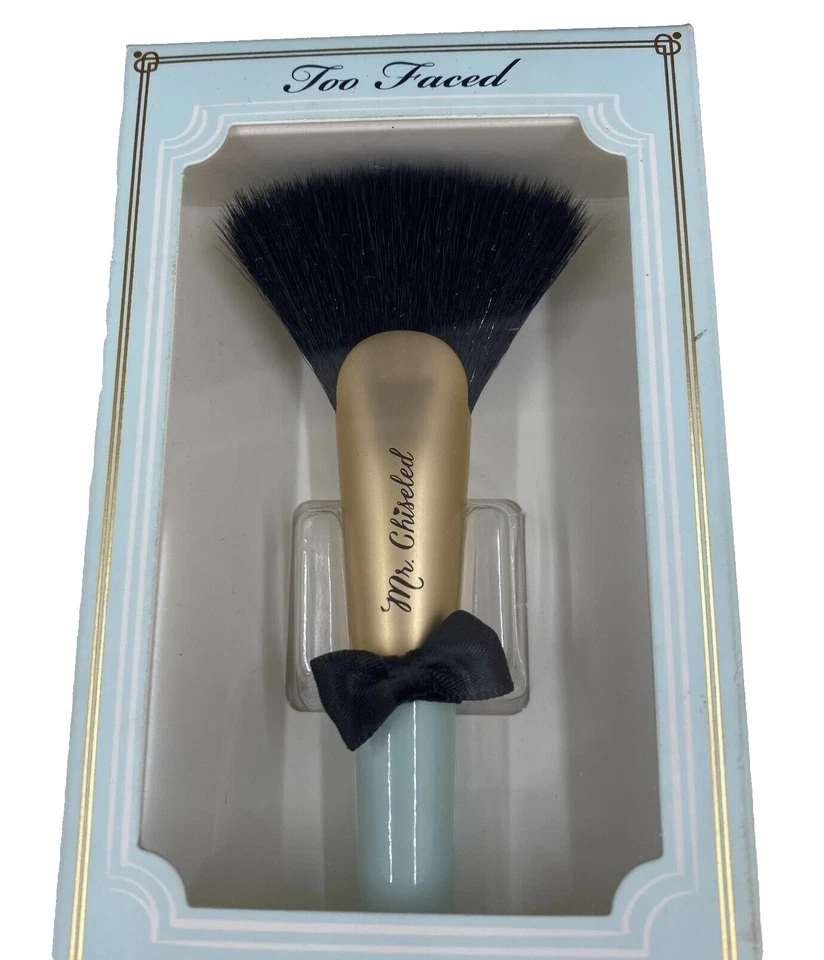 Too Faced Contouring Brush Mr. Chiseled NIB HOLIDAY SALE - Image 2 of 4