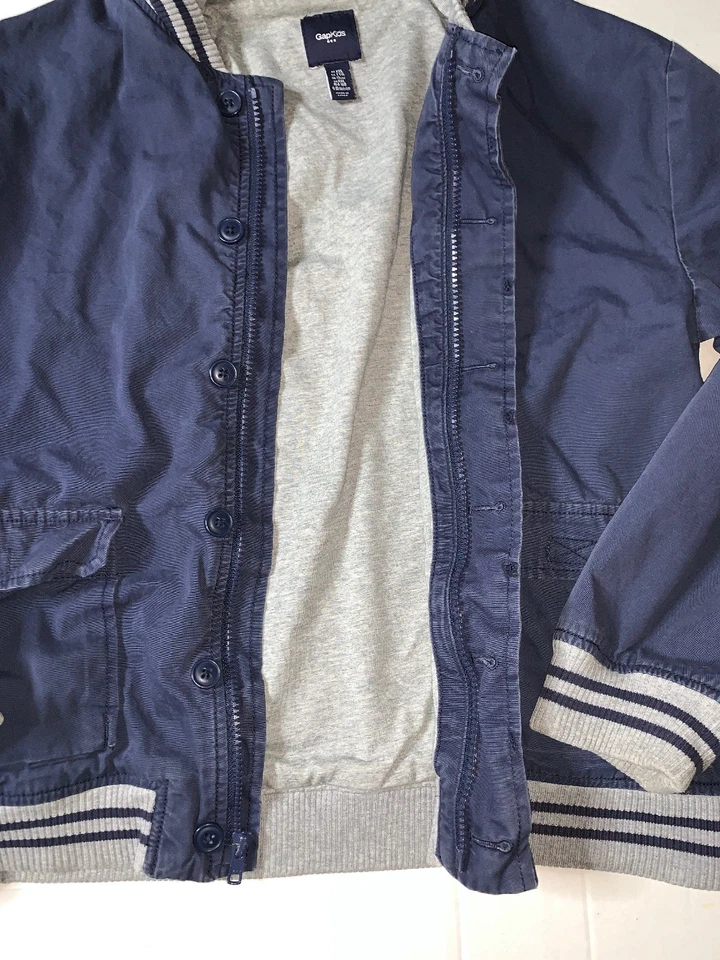 Usado - Chaqueta con Capucha Gap Kids Cremallera Completa Niños (Talla XXL) Foto 3 de 4