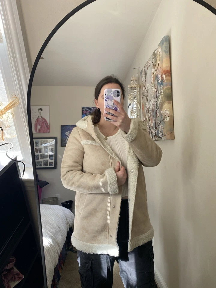 Abrigo largo GUESS raro de piel sintética de oveja chaqueta de invierno de piel sintética mediana Foto 2 de 4