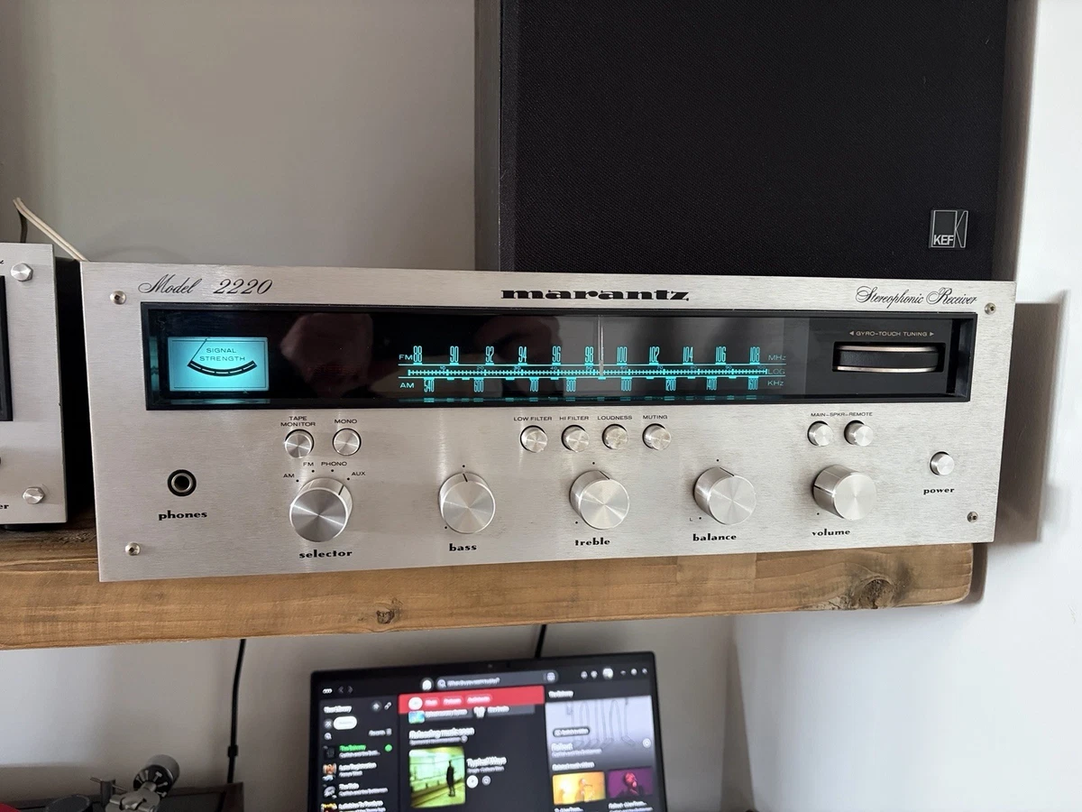 Tuner Marantz 105 AM FM 1973 - Vintage Japon - LEDs Upgradées - 110/120V