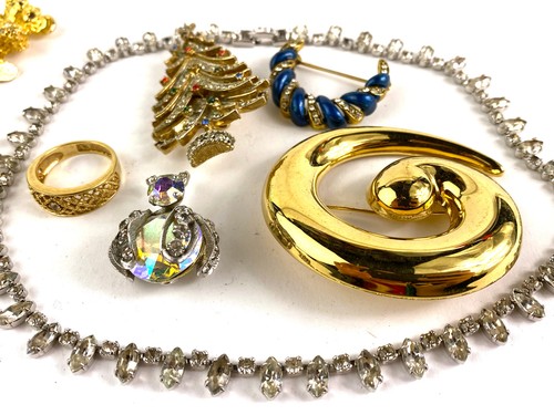 Vintage Signed Jewelry Lot Monet Warner LCD ART Avon Christmas Tree Enamel - Picture 2 of 14
