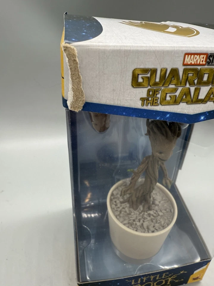 Hot Toys Marvel Studios Little Groot 1/4 比例收藏品 — 第 3/4 张图片