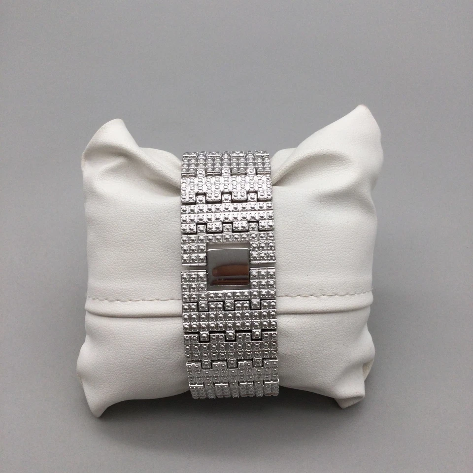 Reloj Suzanne Somers Mujer 27mm Tono Plata Cristales Batería Nueva 8.25" Foto 3 de 4