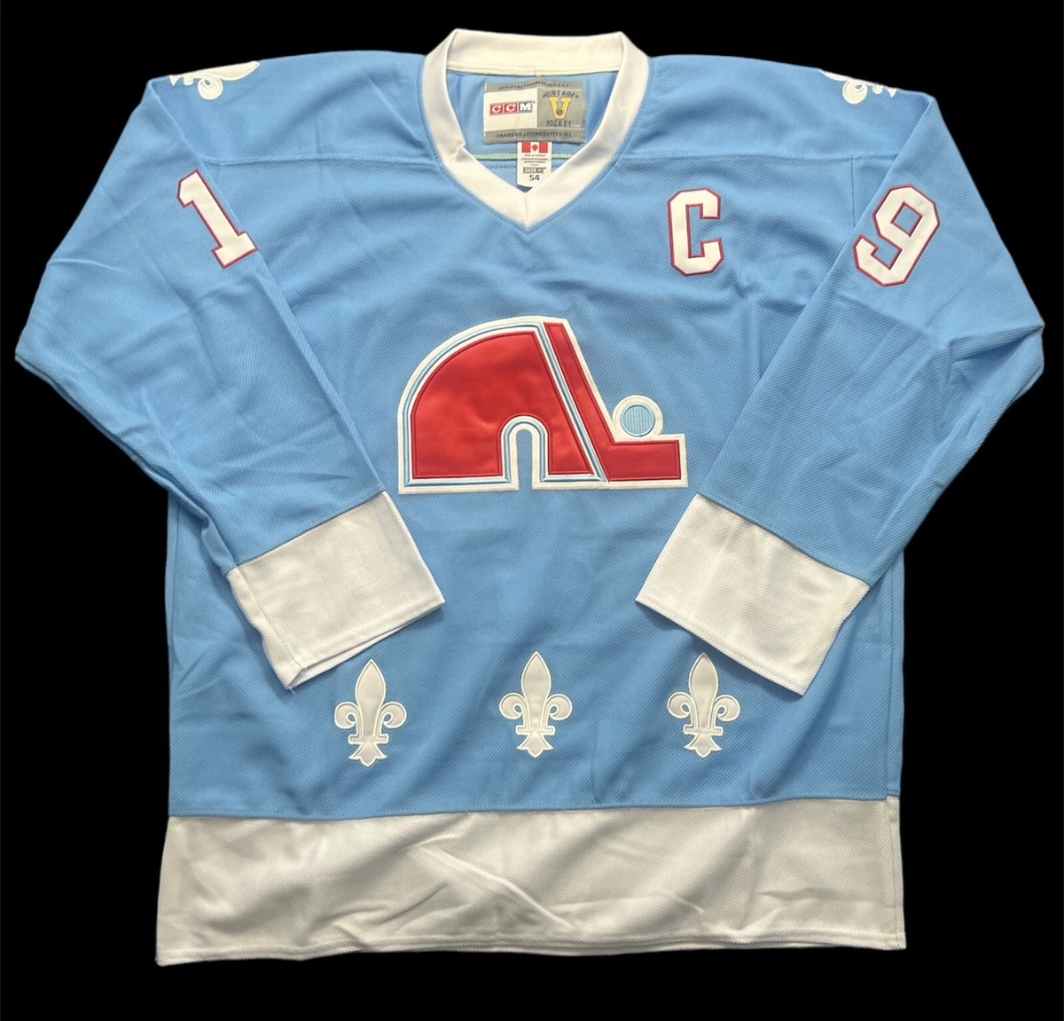 NWOT s Colorado Avalanche Nordiques Throwback Joe Sakic Jersey