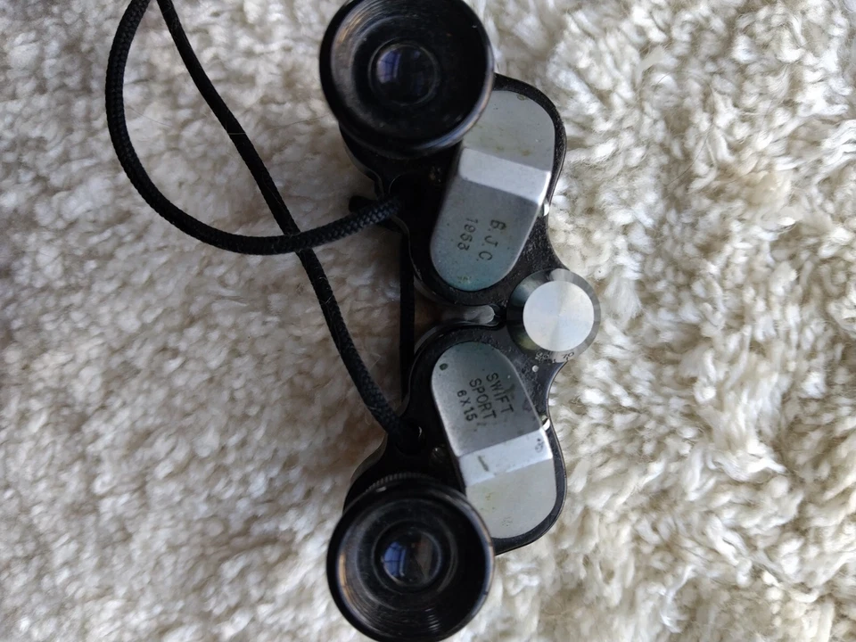 Vintage Swift & Anderson Sport 6x, 15 Sport Compact/Miniature Binoculars, 1953 - Image 2 of 4