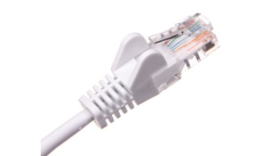 4040849685019 Kabel krosowy patchcord U/UTP kat.5e CCA biały 1m 68501 GOOBAY