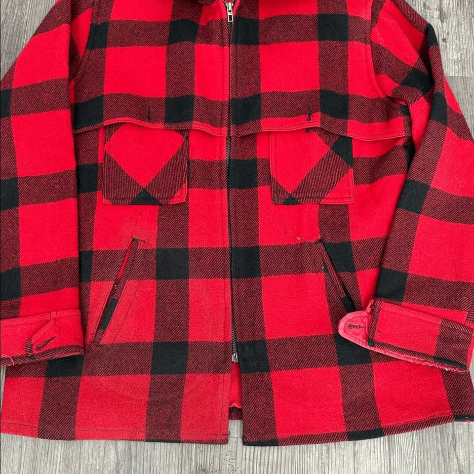 VINTAGE 80S JOHNSON WOOLEN MILLS RED PLAID WOOL JACKET MENS LARGE - Image 3 of 4