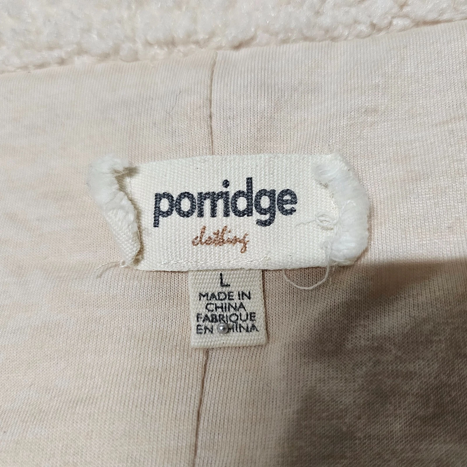 OFF WHITE Porridge Anthropologie taglia L avorio manica lunga sherpa felpa con cappuccio zip giacca