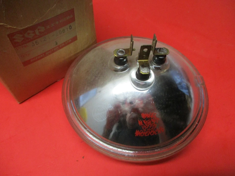 UNIDAD DE LÁMPARA SUZUKI TS125R TS185 TS250 35121-29610 NUEVO ORIGINAL NUEVO DE FÁBRICA Foto 2 de 2