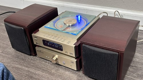 GPX Mini System AM/FM w/ Power Amplifier CD Isn’t Working Properly - Picture 5 of 8