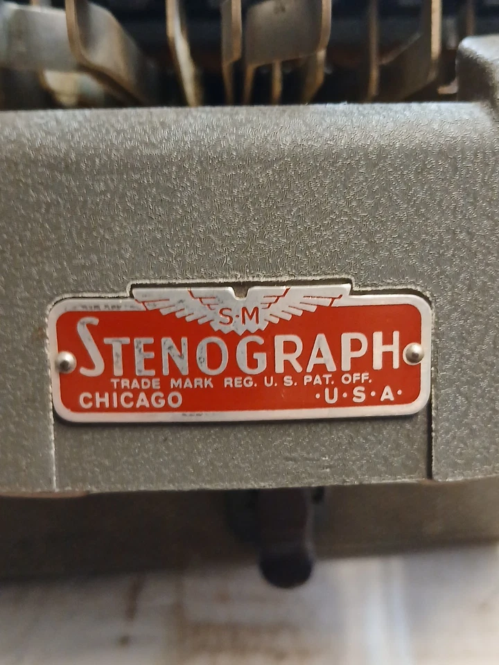 Máquina taquigráfica modelo taquigráfica vintage Stenograph Reporter con estuche Foto 2 de 4