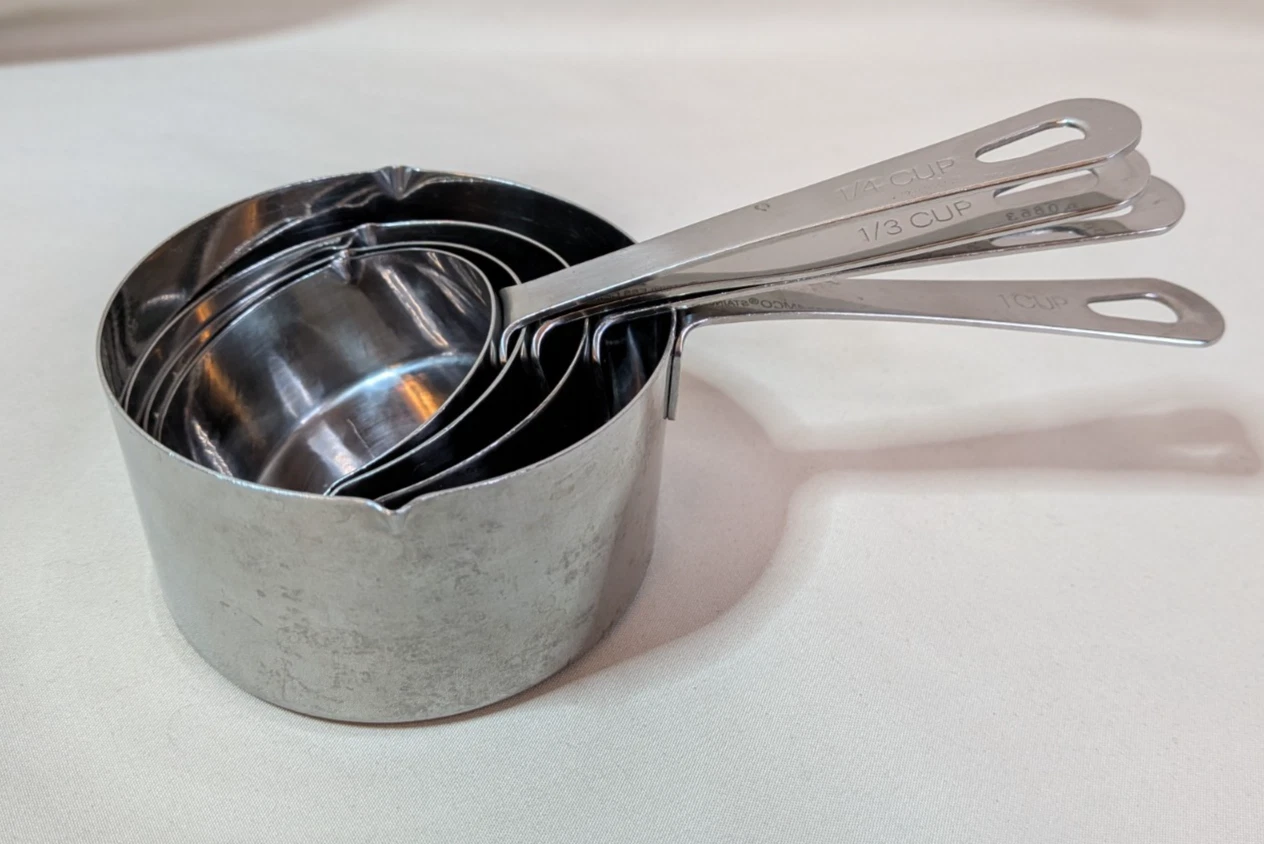 Vintage Amco 527 Set of 4 Measuring Cups Stainless Steel 1/4, 1/3, 1/2, & 1 Cup
Opens in a new windo