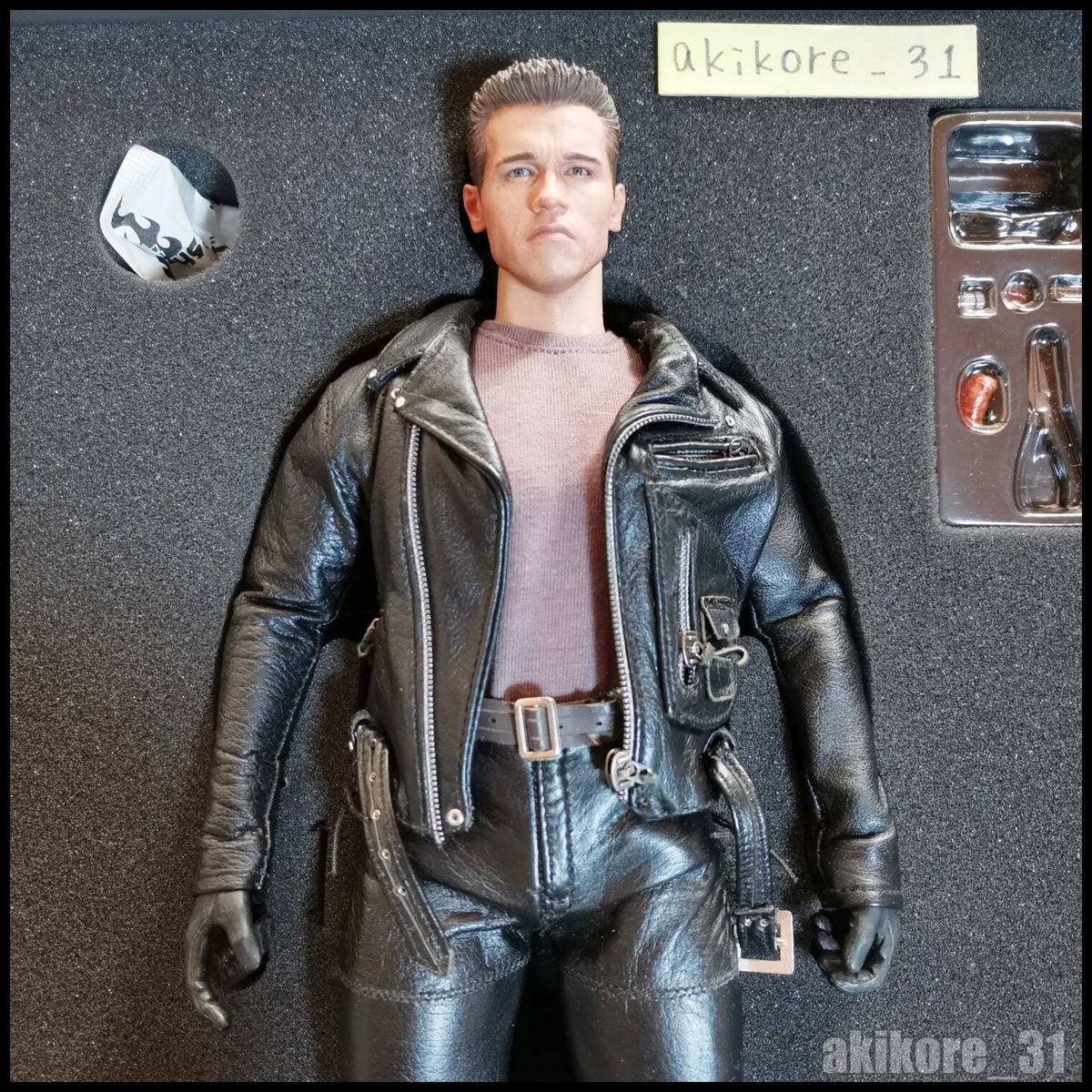 Hot Toys Terminator 2 T2 DX10 T-800 Judgment Day 1/6 Action