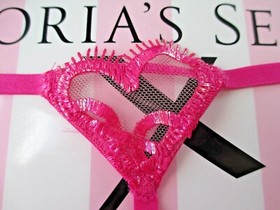 VICTORIA'S SECRET DREAM ANGELS Pink Heart Embroidery V-String Thong Panty S M L