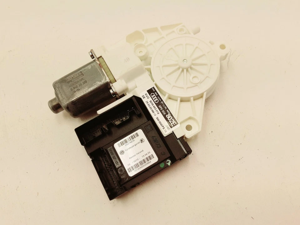 New original AUDI A3 04-07 window regulator motor right 8P0959802E - Image 3 of 4