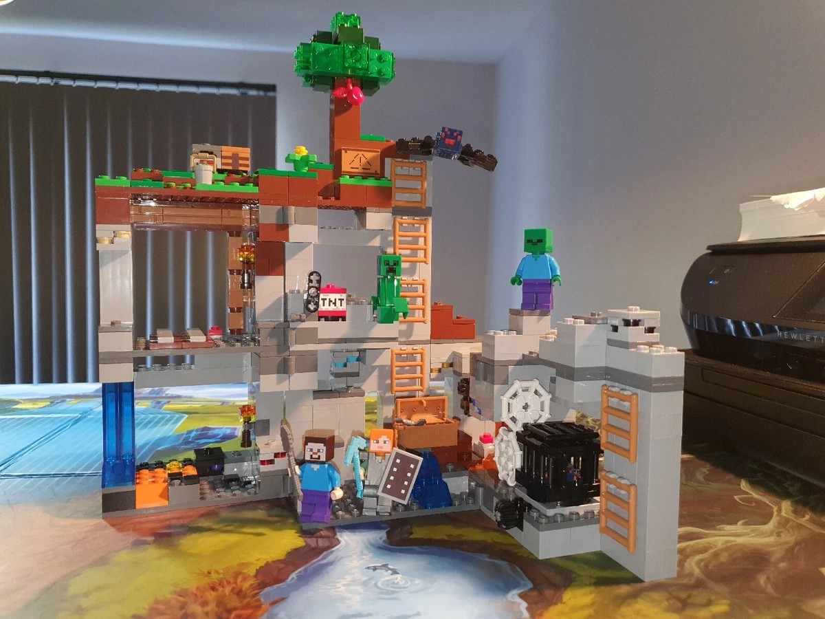 Lego Minecraft 21147 Bedrock Adventures 100 Complete