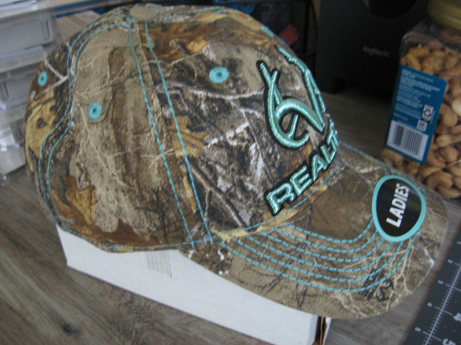 Picture 3 of 9