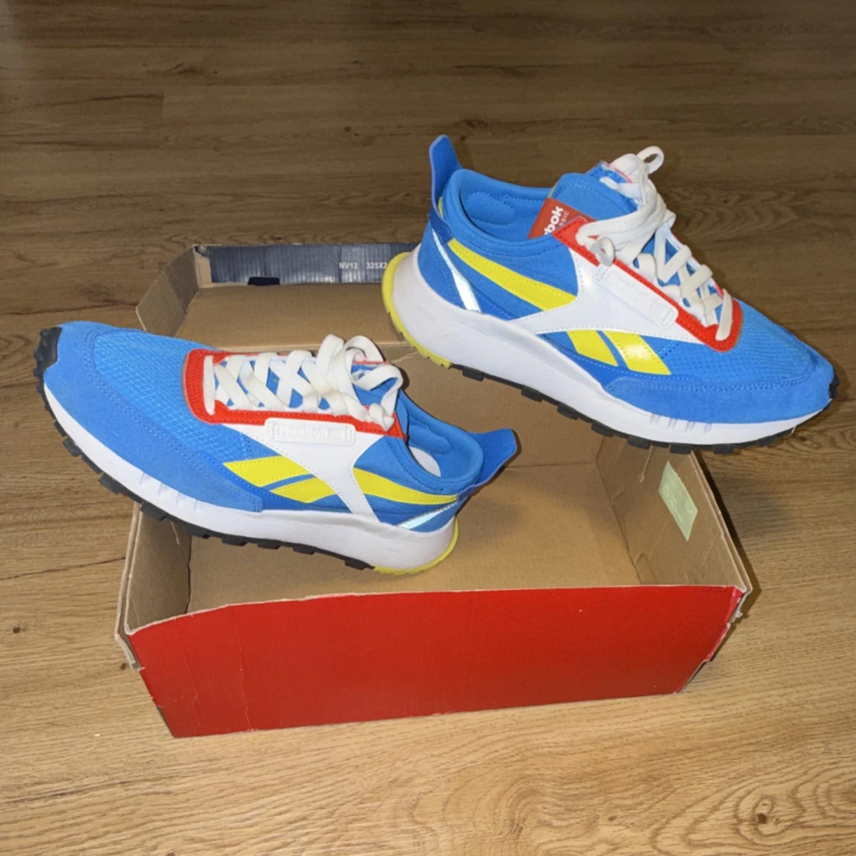 Reebok Classic Leather Low Red for Sale | Authenticity  display picture 1