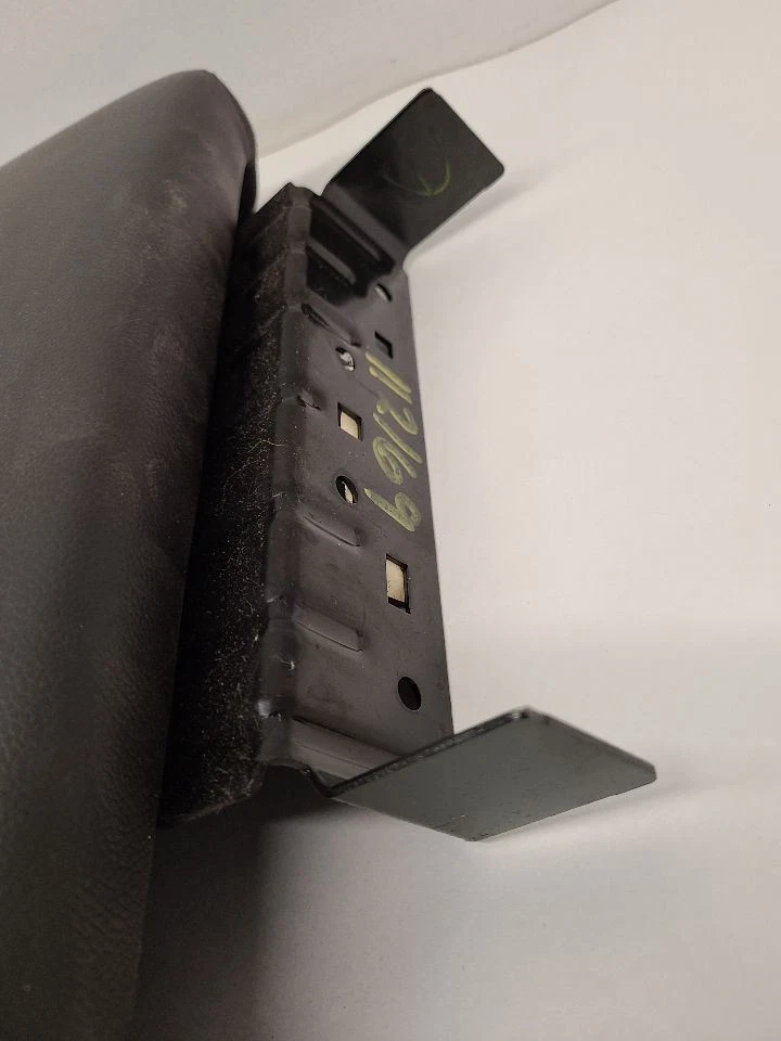 2010 - 2013 CHEVROLET AVALANCHE 1500 Console Front W Entertainment Center Lid Foto 3 de 4