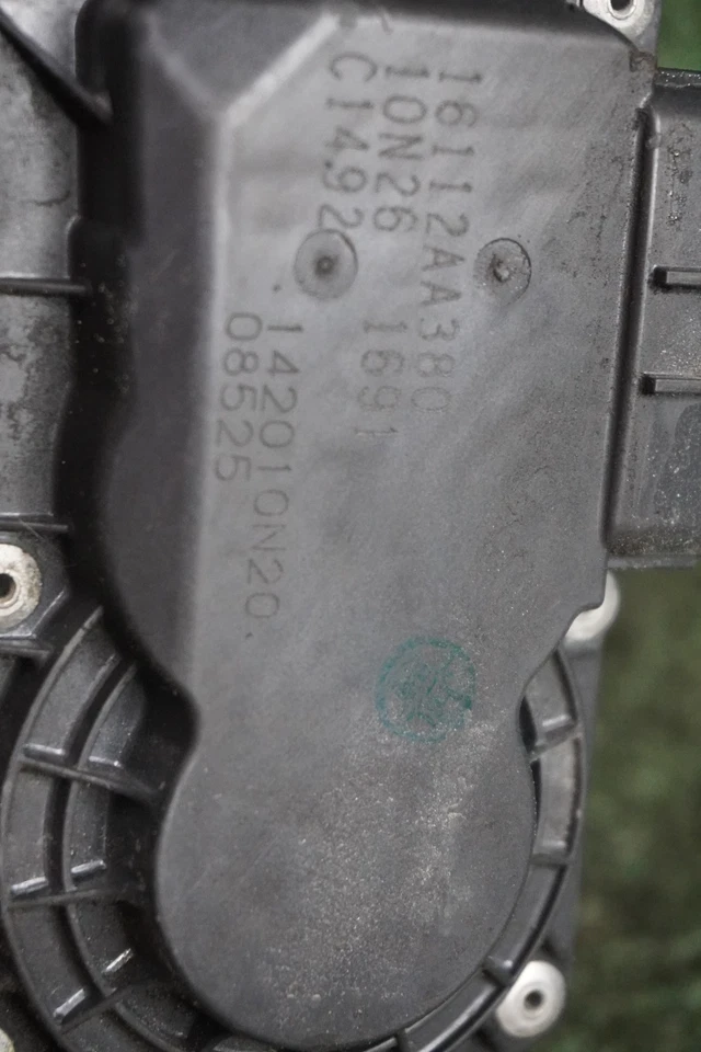 Subaru Forester 2012 2013 motor de 2,5 L carrocería del acelerador fabricante de equipos originales 124 k millas 16112 AA380 Foto 4 de 4