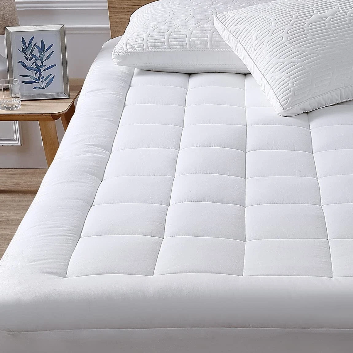 Oaskys Mattress Pad Cover Cotton Top With Stretches to 18 Size