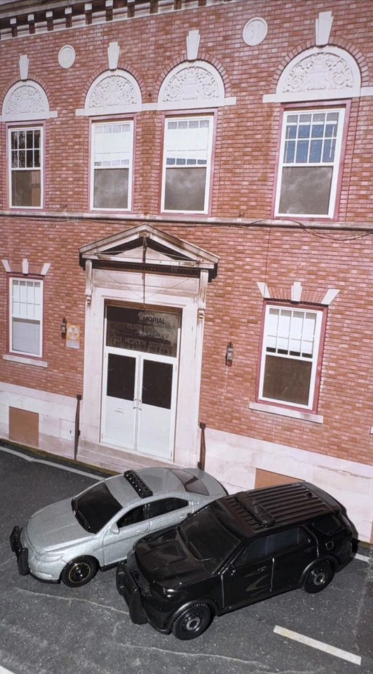 Lot Of 2 Matchbox Custom Unmarked Ford Interceptor 1 Black SUV & 1 Silver Sedan - Image 2 of 4